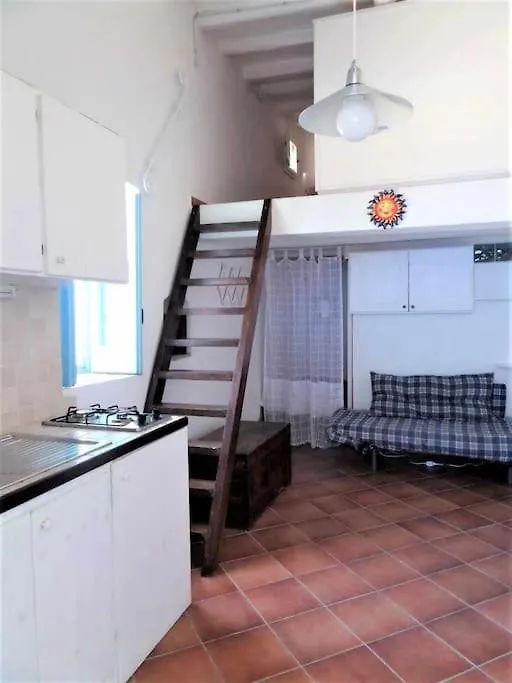 הוילה Casa Massimo - Tra Malfa E Santa Marina, Vista Mare בית נופש