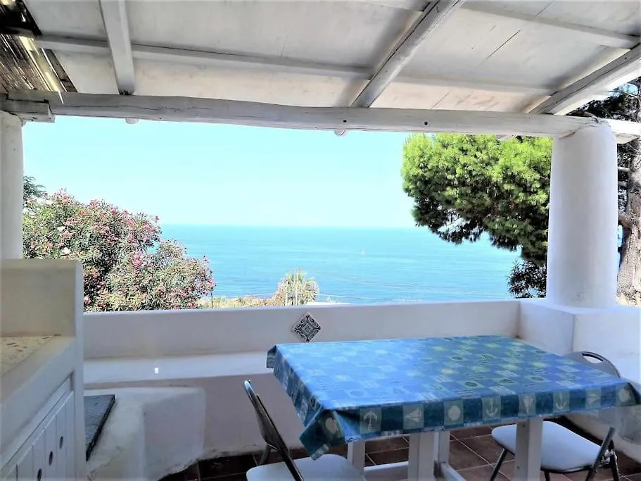 בית נופש הוילה Casa Massimo - Tra Malfa E Santa Marina, Vista Mare איטליה